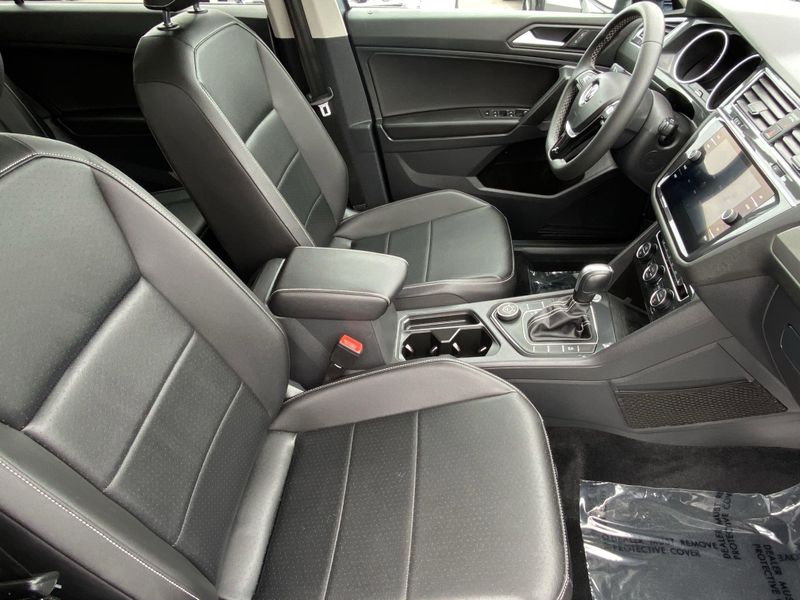Used 2021 Volkswagen Tiguan 2.0T SEImage 10