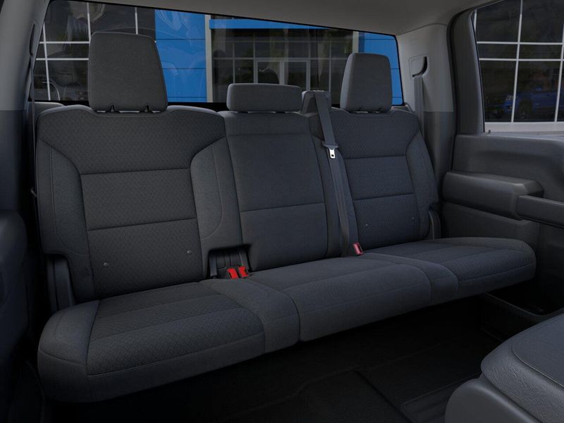 2025 Chevrolet Silverado 2500HD CustomImage 17