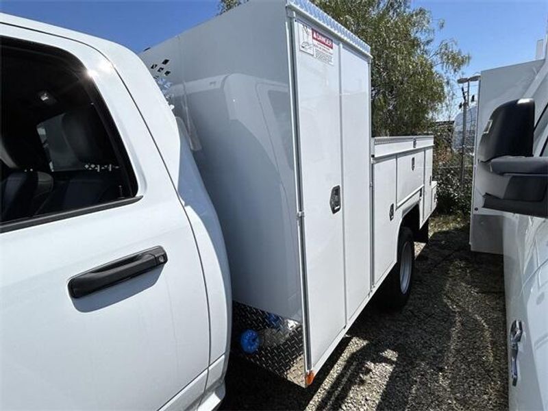 2024 RAM 5500 Tradesman Chassis Regular Cab 4x4 84