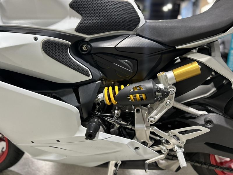 Used 2019 Ducati PANIGALE 959 Image 14