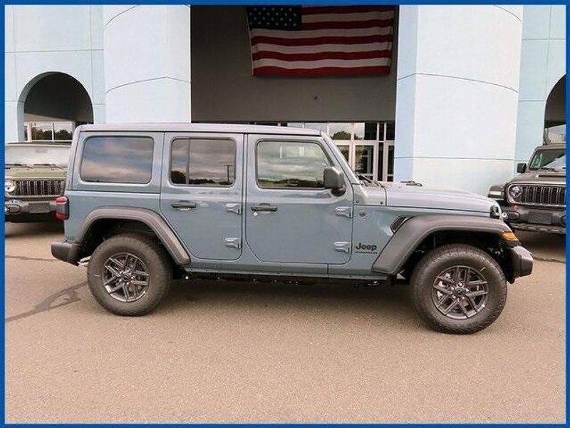 2024 Jeep Wrangler Sport SImage 3