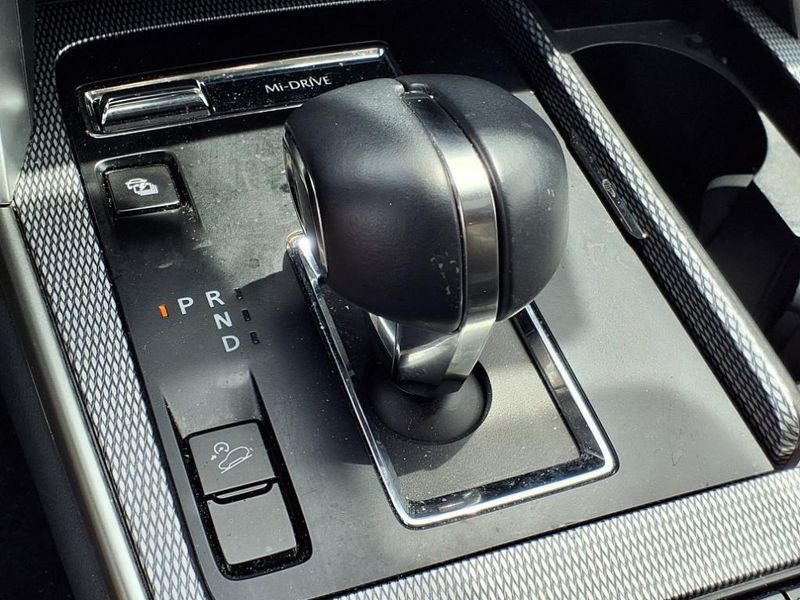 2024 Mazda CX-90 PHEV PremiumImage 24