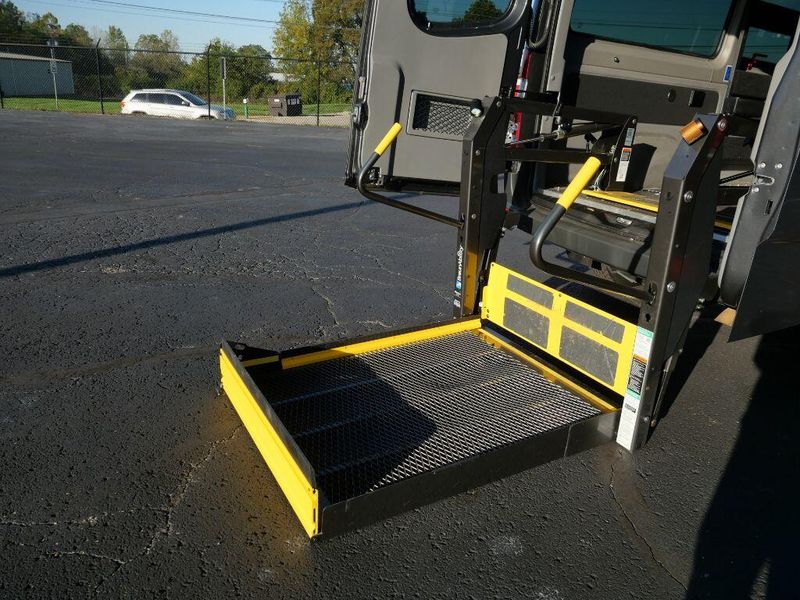 2017 Mercedes-Benz Sprinter 2500 Standard Roof V6Image 21