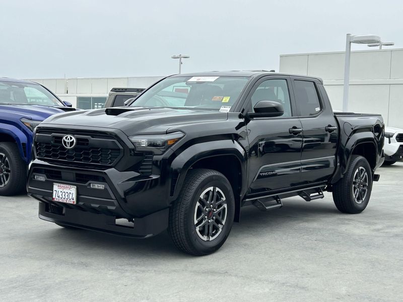 Used 2024 Toyota Tacoma TRD SportImage 6