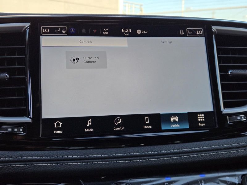 New 2026 Chrysler Pacifica Select FWD