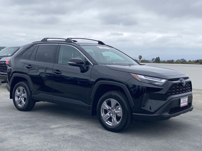 2024 Toyota RAV4 XLEImage 2