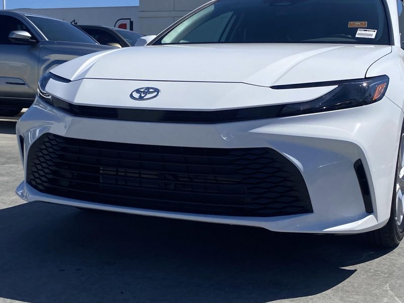 New 2025 Toyota Camry LEImage 7