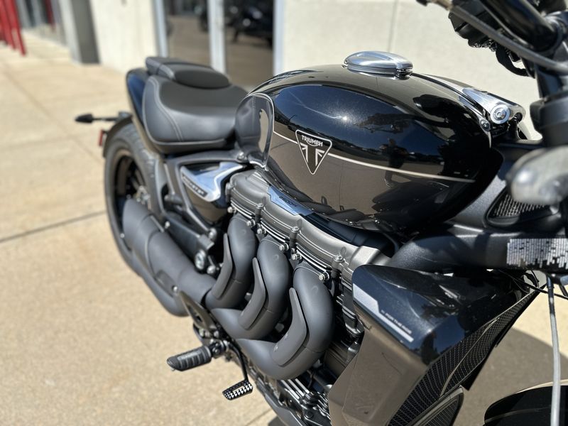 2025 Triumph ROCKET 3 STORM R Image 8