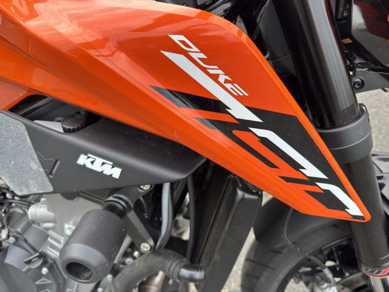 2023 KTM Duke 790 