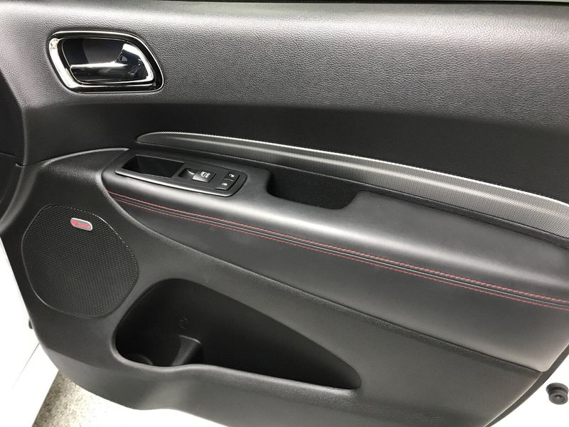 2018 Dodge Durango R/T photo 23