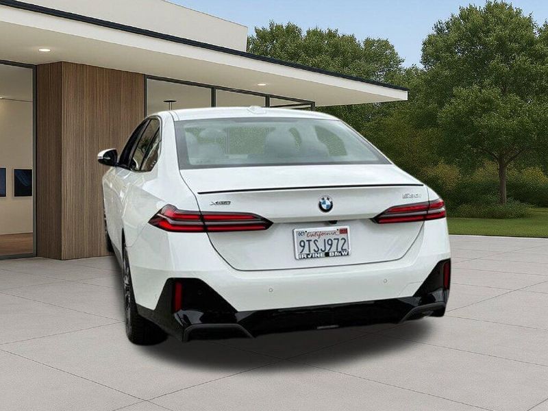 Used 2026 BMW 5 Series 530i xDriveImage 11