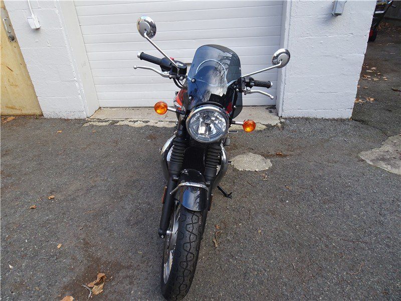 2020 Triumph Bonneville T120Image 4