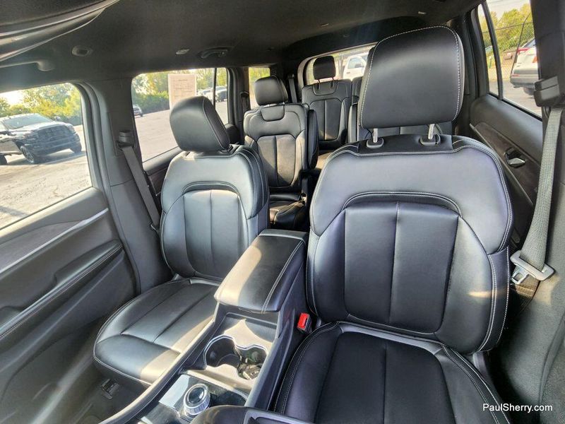 Used 2024 Jeep Grand Cherokee L Limited Black