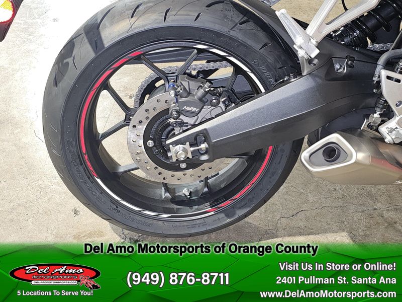 2024 Honda CBR650R ABS Image 15