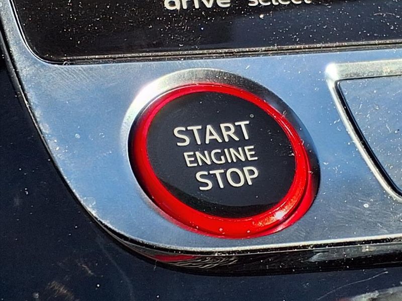 Used 2025 Audi SQ7 PrestigeImage 23