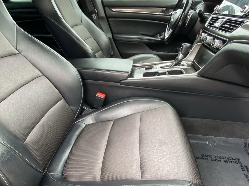 2018 Honda Accord Sedan Sport 1.5TImage 12