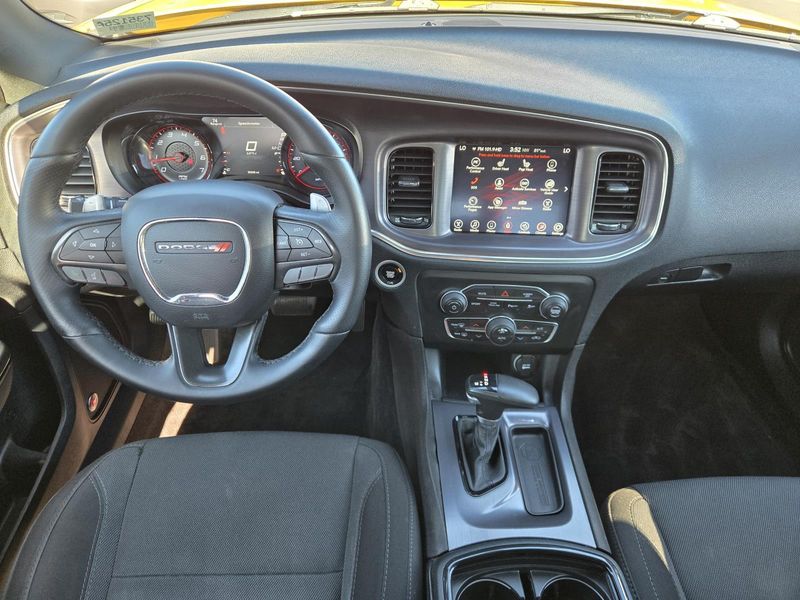 Used 2017 Dodge Charger SXT RWD
