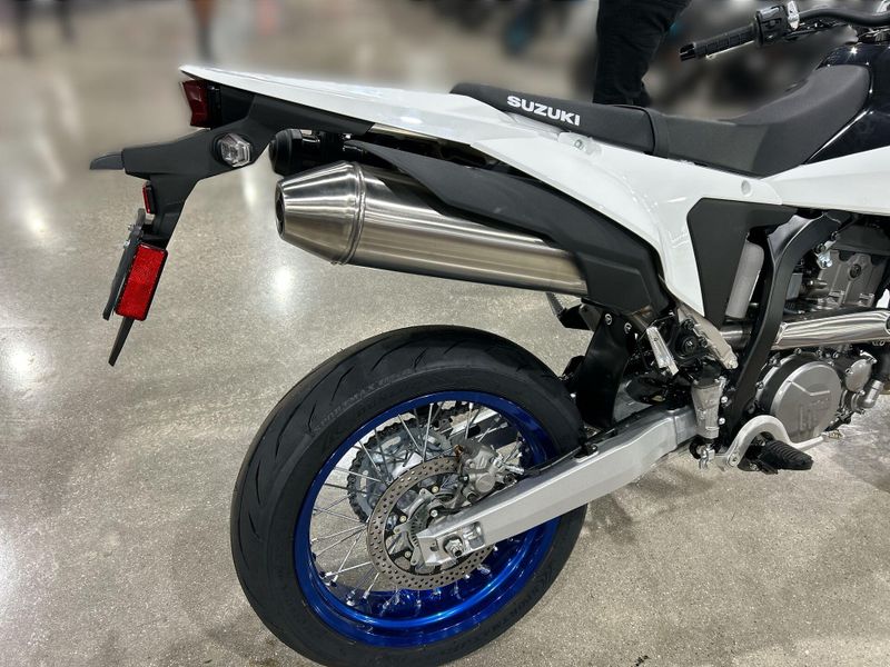 New 2025 Suzuki DR-Z4SM Image 23