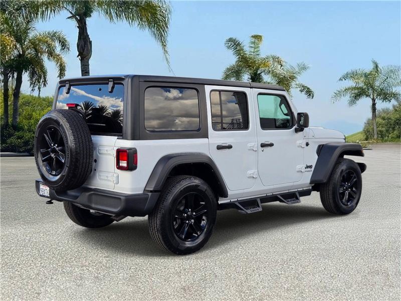 Used 2022 Jeep Wrangler Unlimited Sport Altitude 4x4