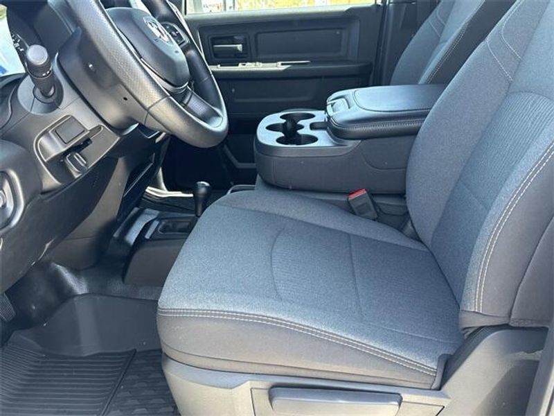 2023 Ram 2500 Tradesman photo 18