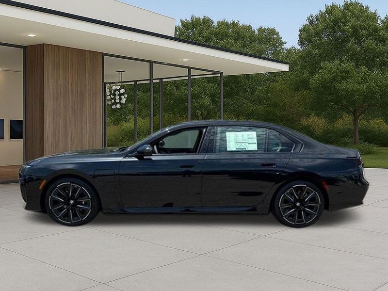 New 2026 BMW 7 Series 750e xDriveImage 13