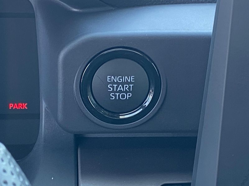 Used 2025 Toyota Tacoma SR5Image 21