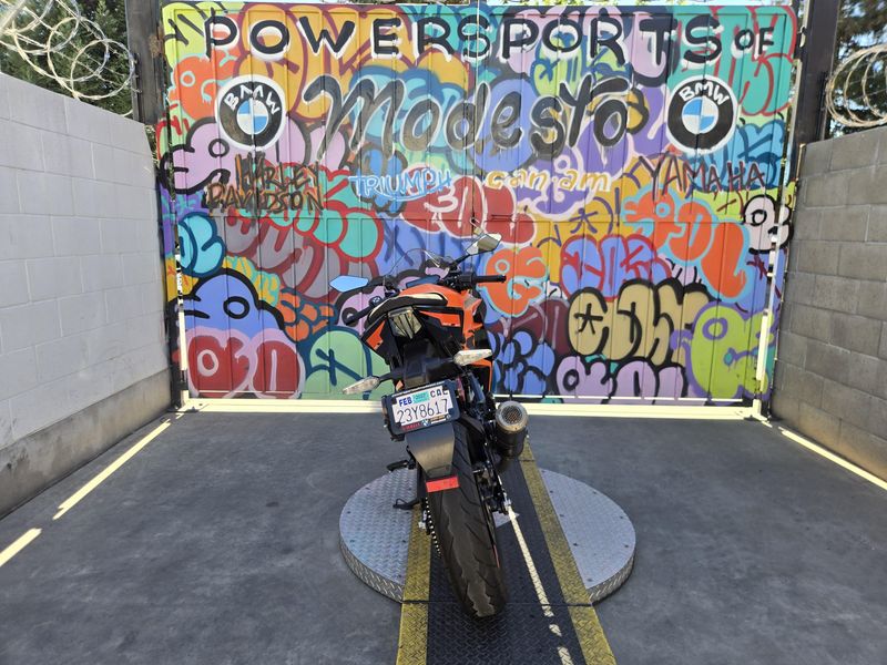 Used 2023 KTM RC 390 Image 6