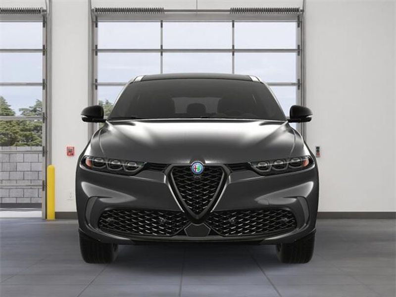 2025 Alfa Romeo Tonale photo 6