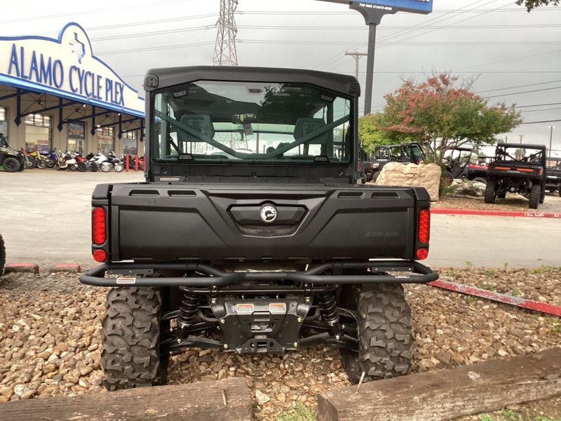 2024 Can-Am DEFENDER MAX XT HD9 STONE GRAYImage 11