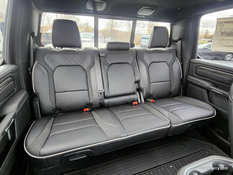 New 2026 RAM 1500 Limited Crew Cab 4x4 5'7' Box