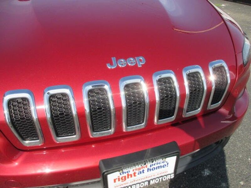Used 2014 Jeep Cherokee LatitudeImage 4