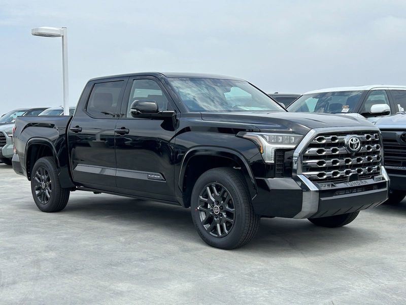 2024 Toyota Tundra PlatinumImage 2