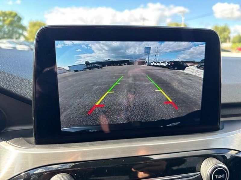 2021 Ford Escape Titanium photo 22