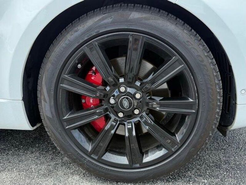 Used 2022 Land Rover Range Rover Sport HST