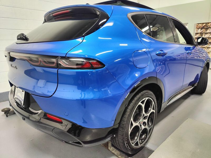 Used 2024 Alfa Romeo Tonale Ti eAWD w/Sunroof/Activ AsstImage 12