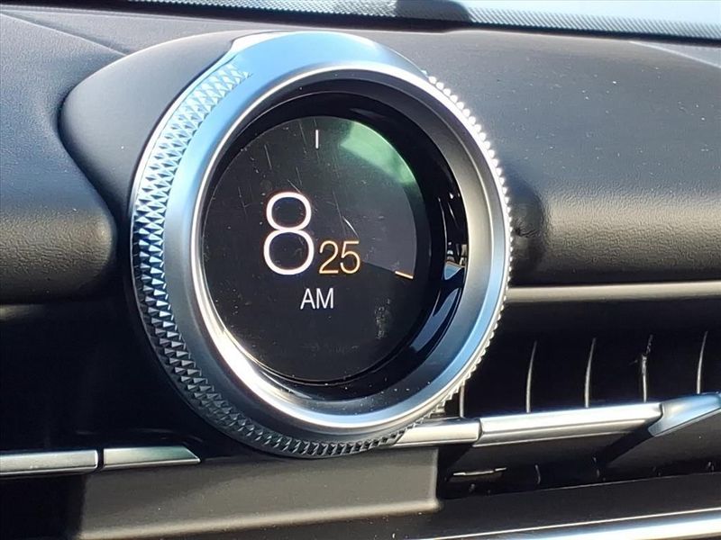 New 2025 Maserati Grecale ModenaImage 26