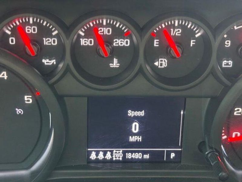 Used 2025 Chevrolet Silverado 3500HD Image 12