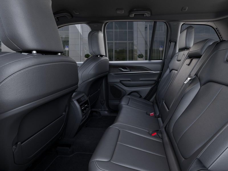 New 2025 Jeep Grand Cherokee Limited 4x4Image 62