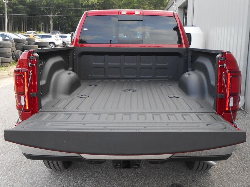 New 2025 RAM 2500 Big Horn Crew Cab 4x4 6
