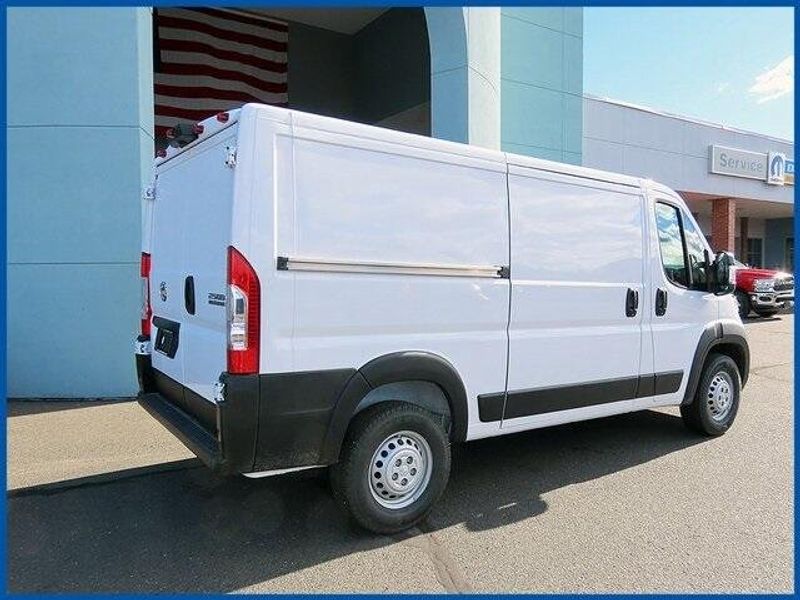 2025 RAM ProMaster BaseImage 6