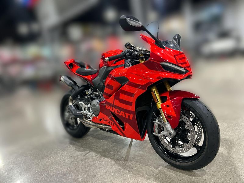 New 2027 Ducati PANIGALE V2 MM93 Image 10
