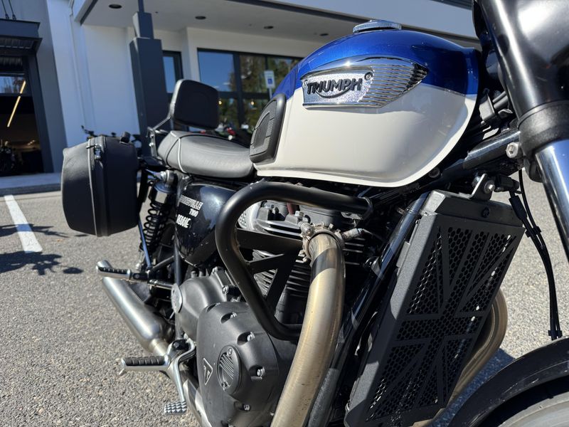 2022 Triumph Bonneville T100 - BLUE 
