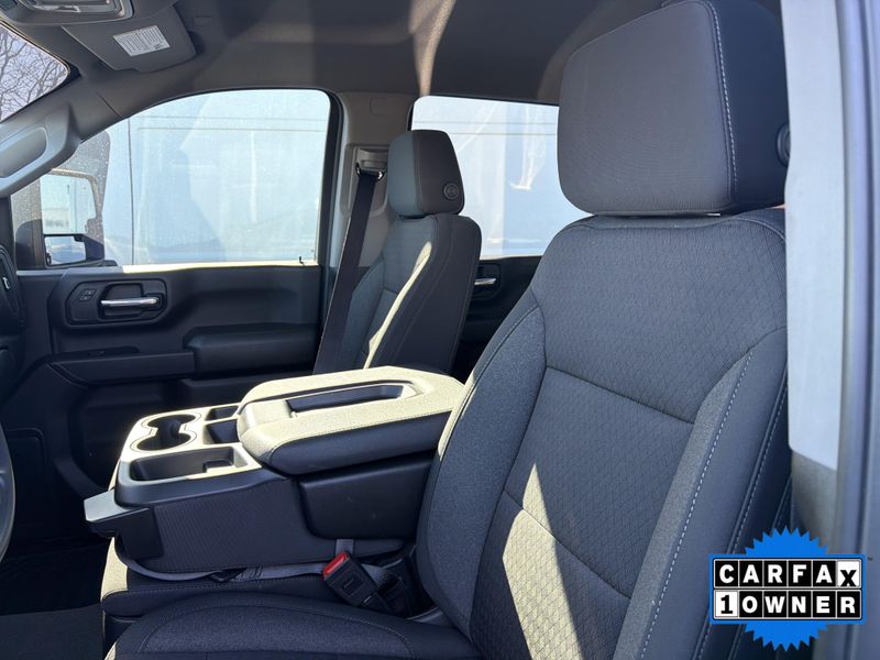 Used 2024 Chevrolet Silverado 2500HD CustomImage 21