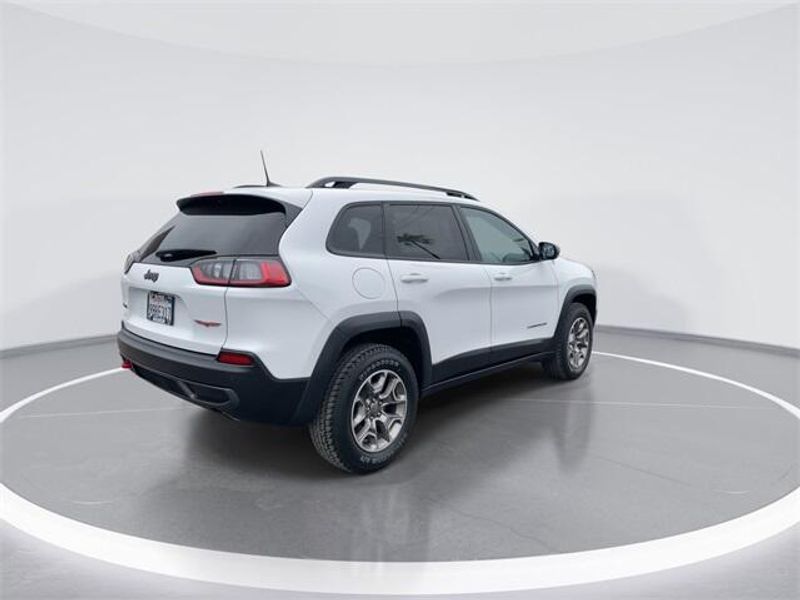 2022 Jeep Cherokee TrailhawkImage 8