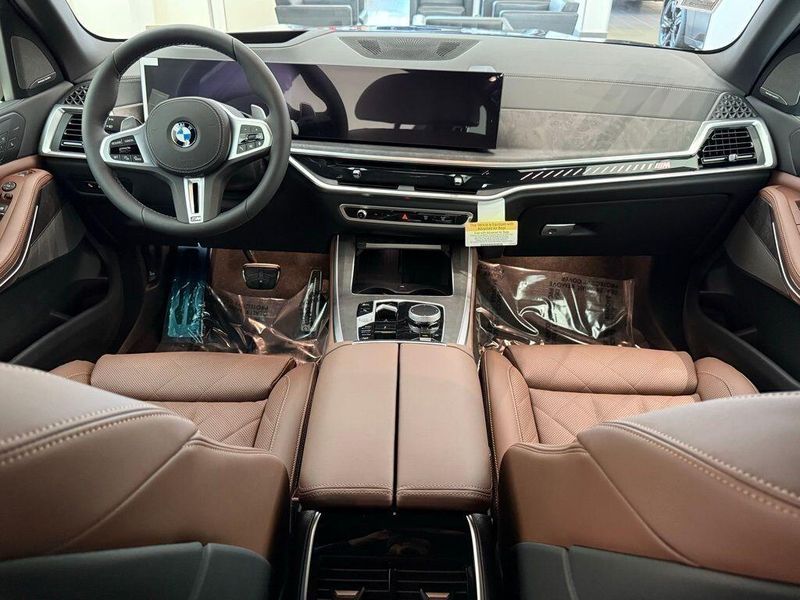 New 2026 BMW X5 M60iImage 20