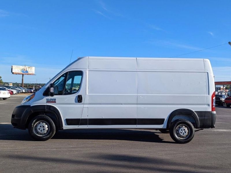 2021 RAM ProMaster 2500 High Roof 159WB in a Bright White Clear Coat exterior color and Blackinterior. Johnson Dodge 601-693-6343 pixelmotiondemo.com 