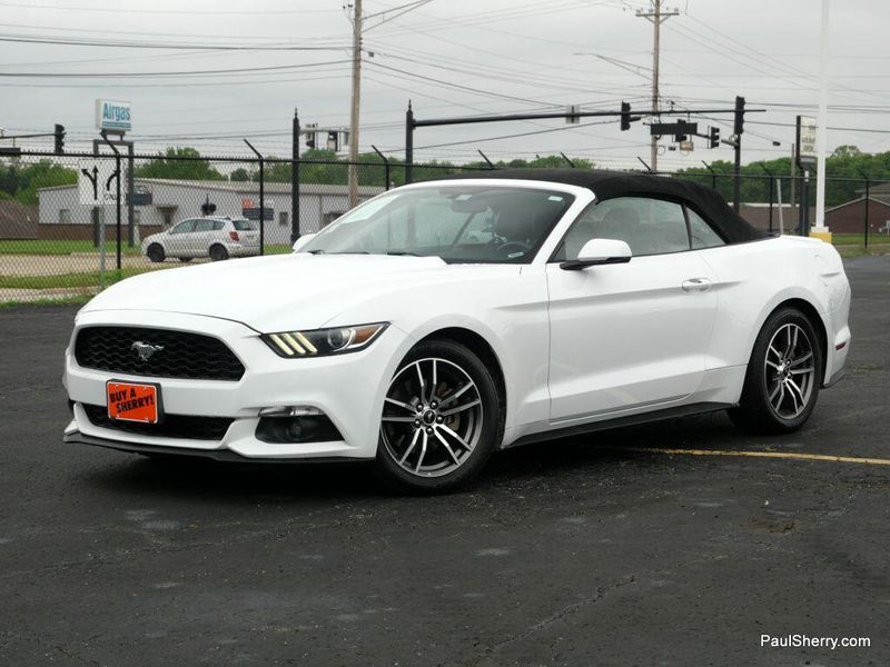 2017 Ford Mustang EcoBoost PremiumImage 5