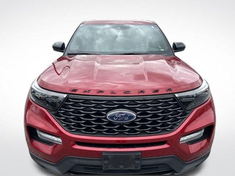 2022 Ford Explorer ST-Line