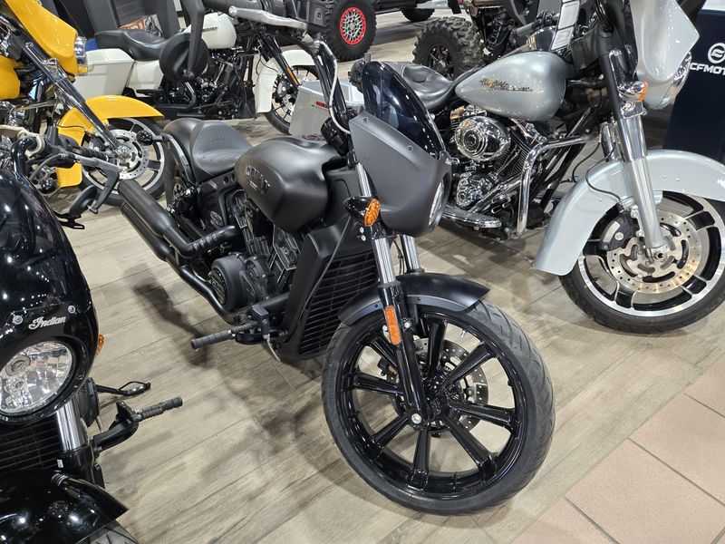 USED 2023 INDIAN MOTORCYCLE SCOUT ROGUE Image 1