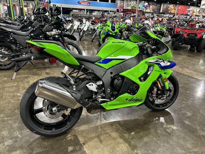 New 2026 Kawasaki NINJA ZX-10R Image 13